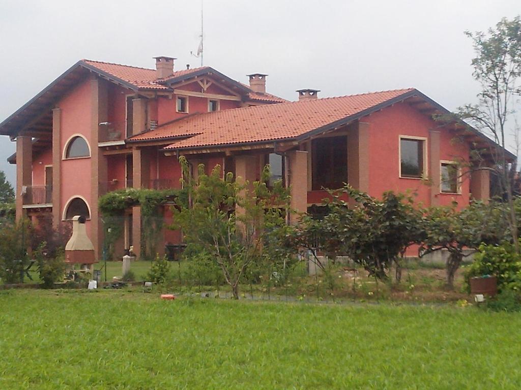Bed & Breakfast Milu Cuneo Buitenkant foto